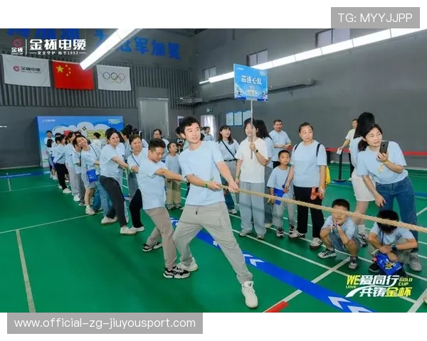 冠军球队球员家庭开放日温馨感人，增强球队凝聚力