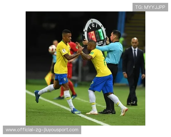 内马尔突破分球送出致命传递，巴西前线点燃战火